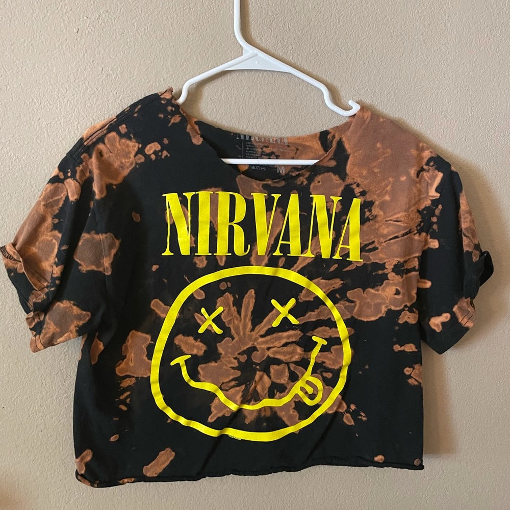 Nirvana crop tee!